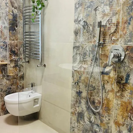 Apartamento Trilocale In Vacanza! *